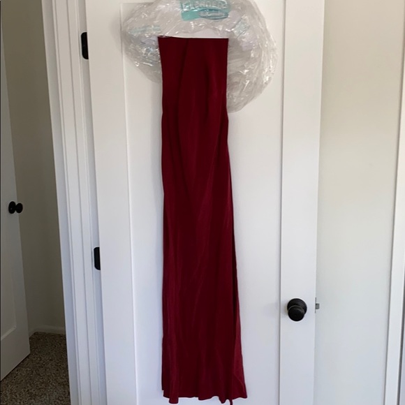 Stone Cold Fox Sutter Gown - Red - Picture 6 of 7